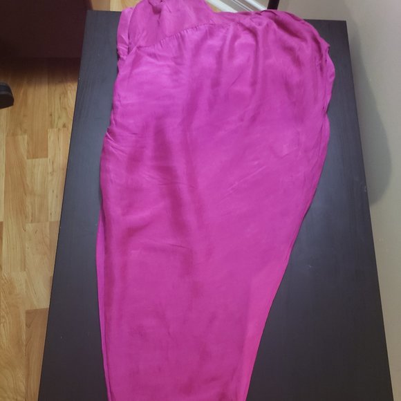 Pakistani Traditional Clothes  (Shalwar Kameez) - Picture 9 of 9